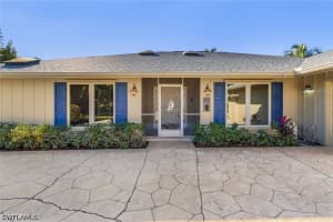 2377 Kings Lake Boulevard, Naples, FL 34112 - MLS#226015546