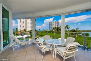 60 Seagate Dr 402, Naples