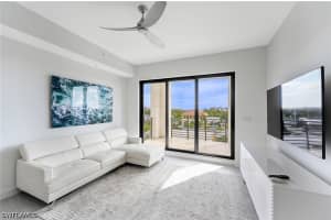1111 Central 417A, Naples, FL 34102 - MLS#226015550