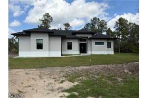 2863 52nd Avenue, Naples, FL 34120 - MLS#226015566