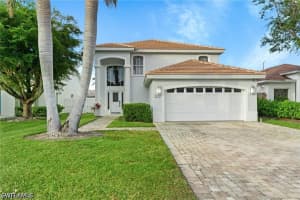 523 103rd Ave N, Naples