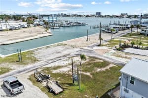 19281 #44 San Carlos Boulevard, Fort Myers Beach, FL 33931 - MLS#226015591