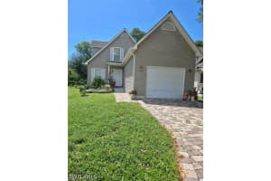 199 Leawood Cir, Naples