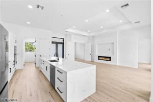 3342 70th Ave Ne, Naples