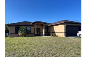 2660 72nd Ave Ne, Naples