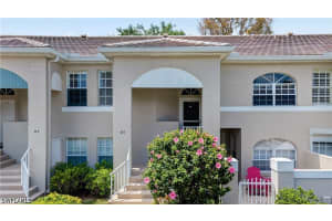 13061 Hamilton Harbour Dr R5, Naples