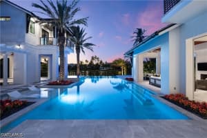 616 BOUGAINVILLEA Road, Naples, FL 34102 - MLS#226015674