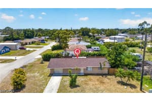 9090 San Carlos Blvd, Fort Myers