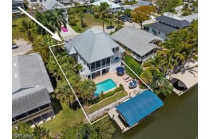 1286 Rainbow Court, Naples, FL 34110 - MLS#226015777