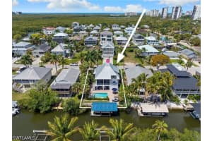 1286 Rainbow Court, Naples, FL 34110 - MLS#226015777