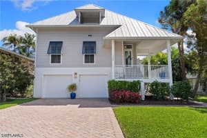 1286 Rainbow Court, Naples, FL 34110 - MLS#226015777