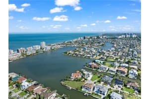 366 Pine Avenue, Naples, FL 34108 - MLS#226015793