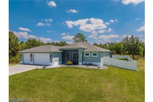 908 Hibiscus Avenue, Lehigh Acres, FL 33972 - MLS#226015799