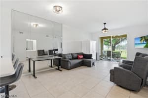 9250 Highland Woods Boulevard, Bonita Springs, FL 34135 - MLS#226015813