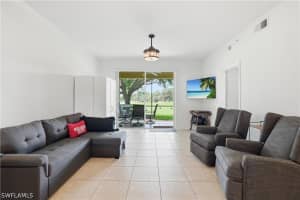 9250 Highland Woods Boulevard, Bonita Springs, FL 34135 - MLS#226015813