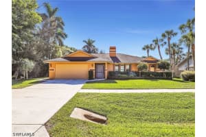 2474 Outrigger Ln, Naples