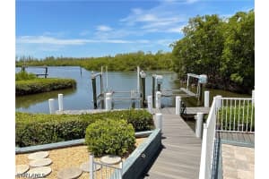 4729 Tahiti Drive, Bonita Springs, FL 34135 - MLS#226015850