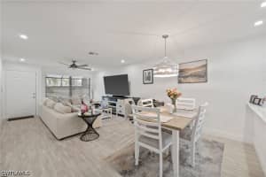 55 EMERALD WOODS Drive, Naples, FL 34108 - MLS#226015856