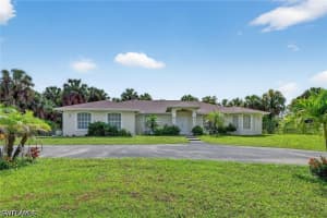850 29th Street, Naples, FL 34117 - MLS#226015859