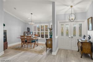 2259 QUEENS Way, Naples, FL 34112 - MLS#226015881