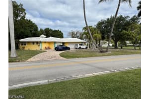 780 Fountainhead Lane, Naples, FL 34103 - MLS#226015884