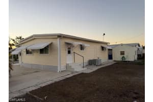 4868 Flamingo Drive, St James City, FL 33956 - MLS#226015888