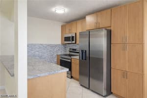 4625 Bayshore Drive, Naples, FL 34112 - MLS#226015896