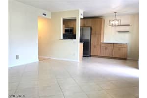 4625 Bayshore Drive, Naples, FL 34112 - MLS#226015896