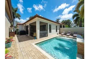 8000 Cordoba Pl, Naples