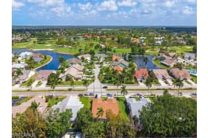 472 Saint Andrews Boulevard, Naples, FL 34113 - MLS#226015911