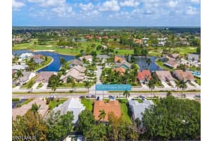 472 Saint Andrews Boulevard, Naples, FL 34113 - MLS#226015911