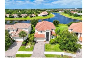 2446 Heydon Circle, Naples, FL 34120 - MLS#226015913