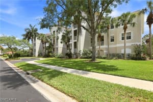 4864 Hampshire Court, Naples, FL 34112 - MLS#226015924