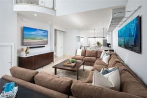 1070 5th Street, Naples, FL 34102 - MLS#226015938