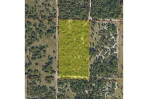22nd ST SE, Naples, FL 34117 - MLS#226015947