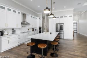 709 15th Street, Naples, FL 34117 - MLS#226015988