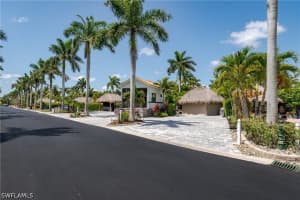13617 Snapper Lane, Naples, FL 34114 - MLS#226016013