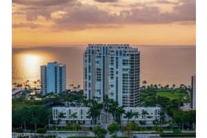 4021 Gulf Shore Boulevard, Naples, FL 34103 - MLS#226016027