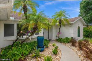 2476 River Reach Dr, Naples