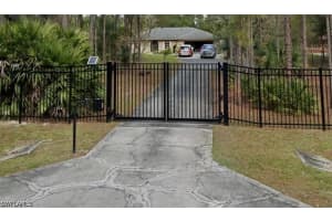 5121 Teak Wood Drive, Naples, FL 34119 - MLS#226016072