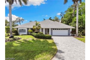 2010 Imperial Golf Course Boulevard, Naples, FL 34110 - MLS#226016073