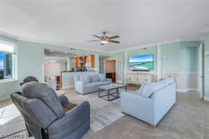275 Indies Way, Naples, FL 34110 - MLS#226016125
