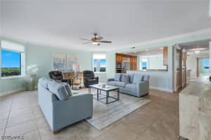 275 Indies Way, Naples, FL 34110 - MLS#226016125