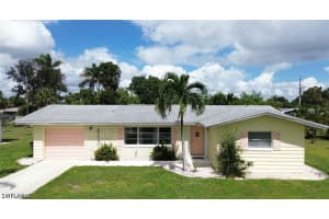 513 Monterey Avenue, Cape Coral, FL 33904 - MLS#226016141