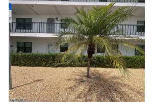 1747 Pebble Beach Drive, Fort Myers, FL 33907 - MLS#226016183