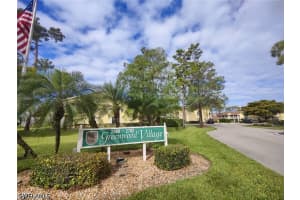 2668 Kings Lake Blvd 7-203, Naples