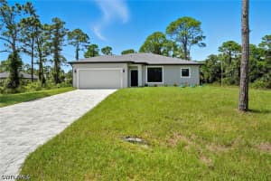 216 Ogden Avenue, Lehigh Acres, FL 33974 - MLS#226016201