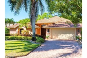 1309 Briarwood Court, Naples, FL 34104 - MLS#226016202