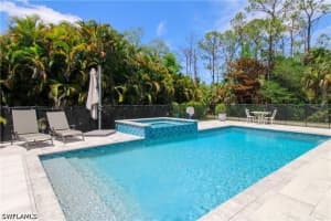 721 Logan Blvd S, Naples
