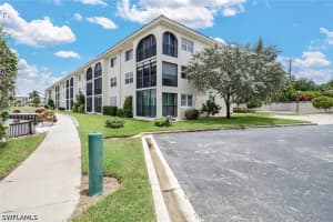 49 High Point Circle, Naples, FL 34103 - MLS#226016205